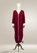 Abaya mit weißen Details an den Ärmeln