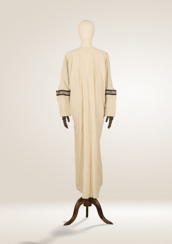 Abaya mit brauner Stickerei